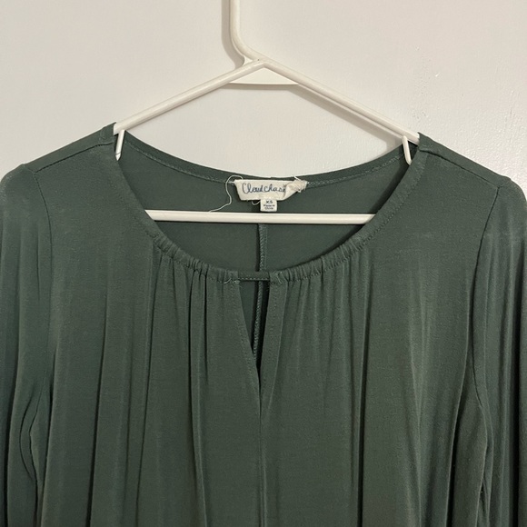 Green long sleeve top - Picture 3 of 4